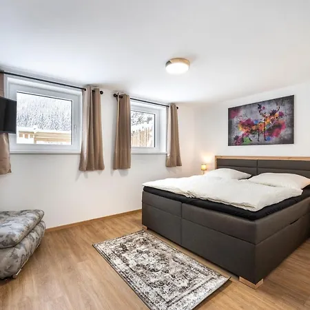 Weiss Apartment Untertauern