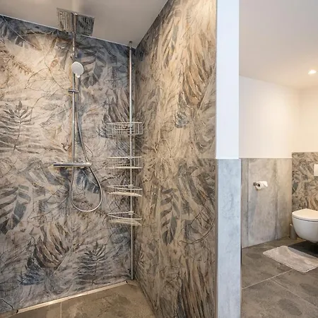 Weiss Appartamento Untertauern